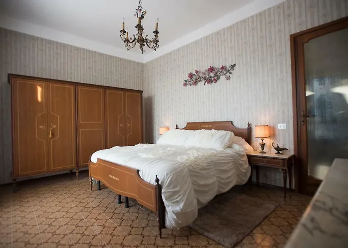 Casa Serena 3* 소롱헬로