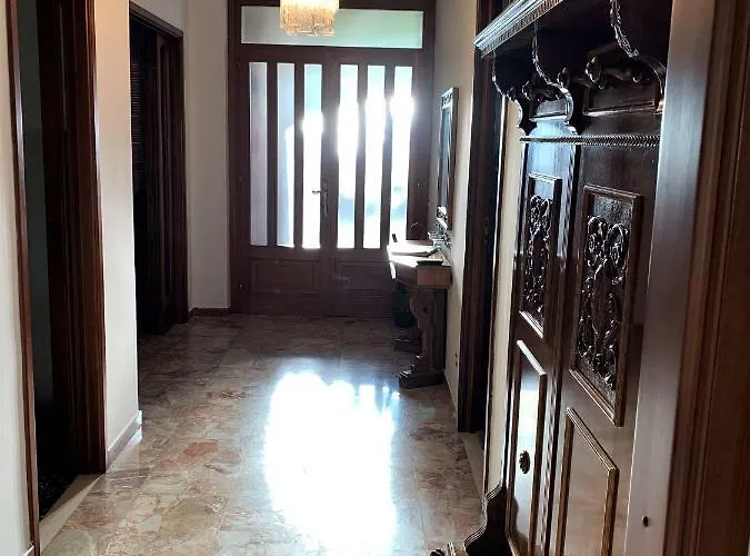 Casa Serena 게스트하우스 소롱헬로